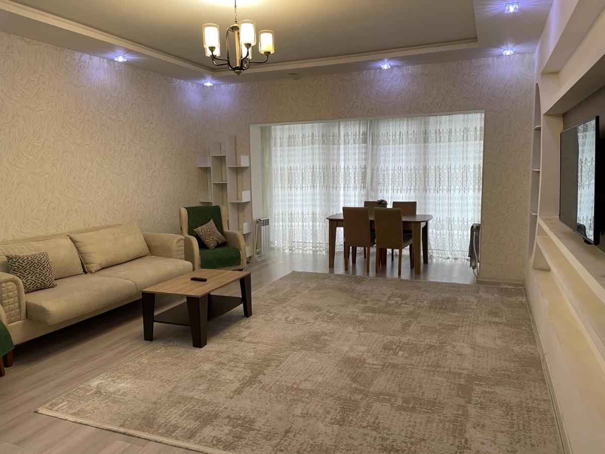 Ferienwohnung Park Azure Luxury Baku Exterior foto